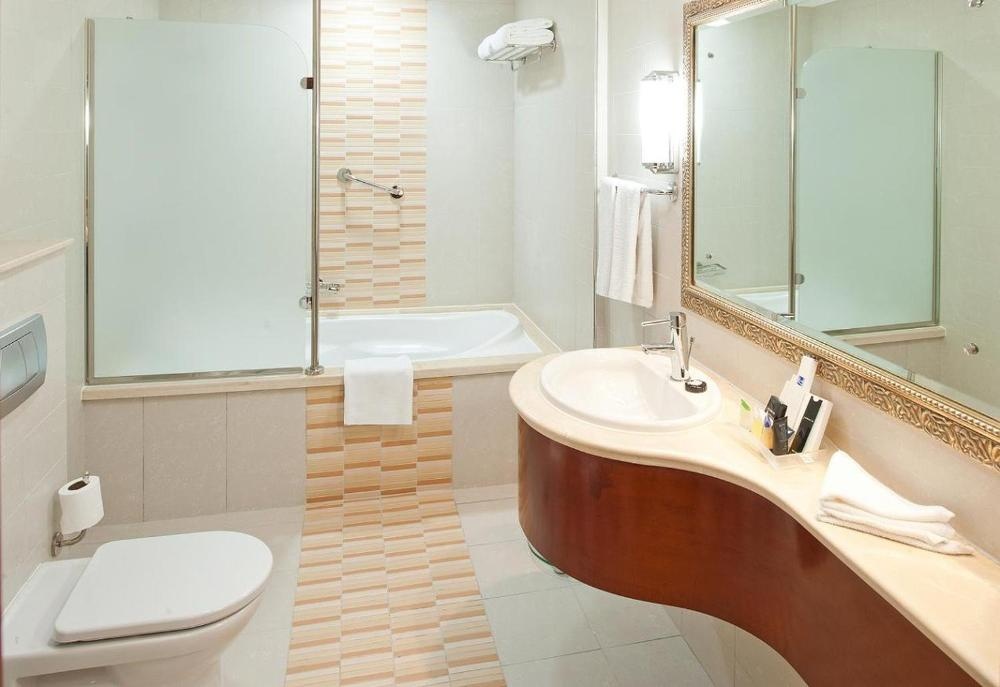 family-friendly amenities at Sunday Hotel Holiday International Dubai